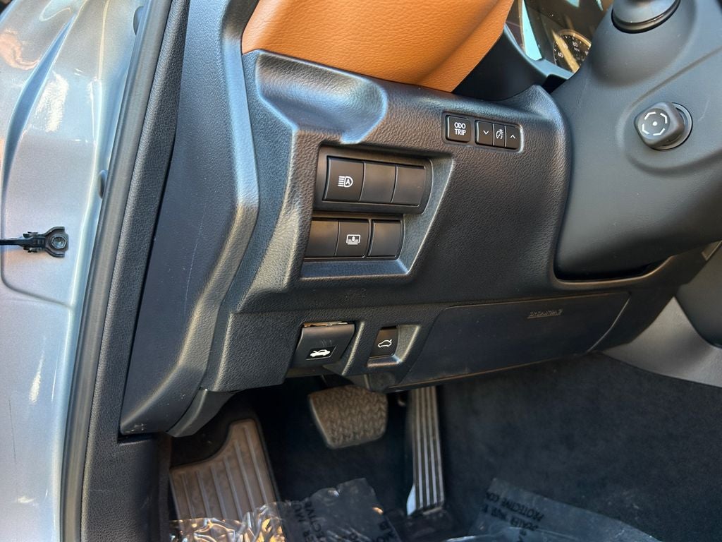 2023 Lexus IS 300 300