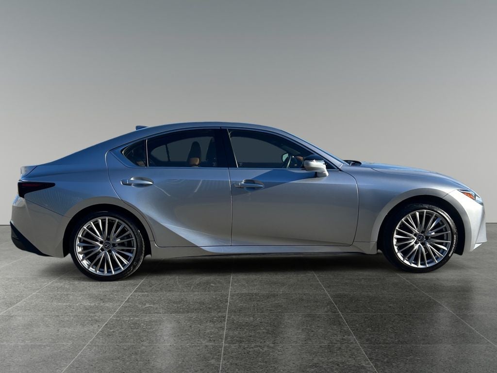 2023 Lexus IS 300 300