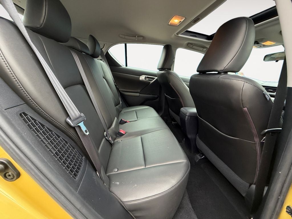 2011 Lexus CT 200h Premium