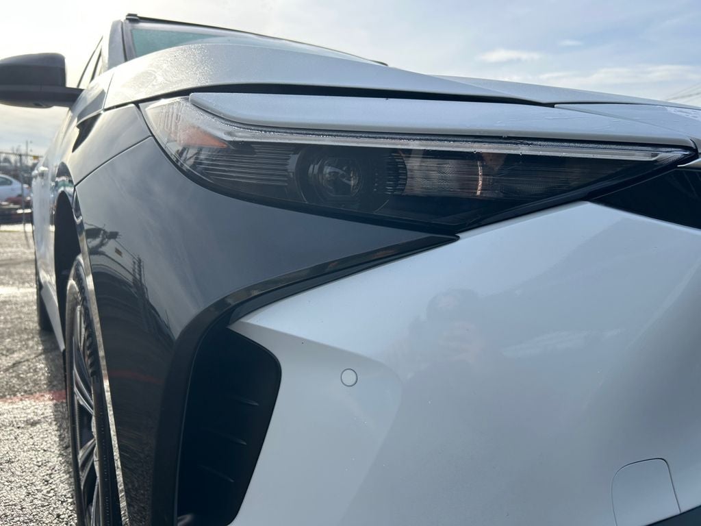 2024 Toyota bZ4X XLE