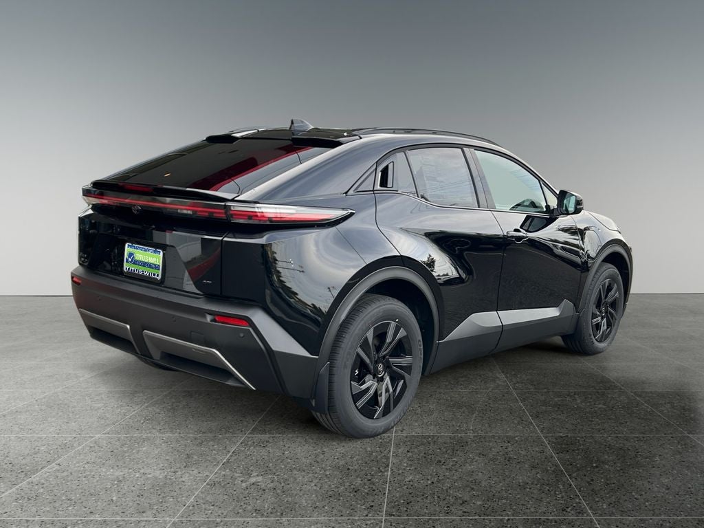 2026 Toyota C-HR SE