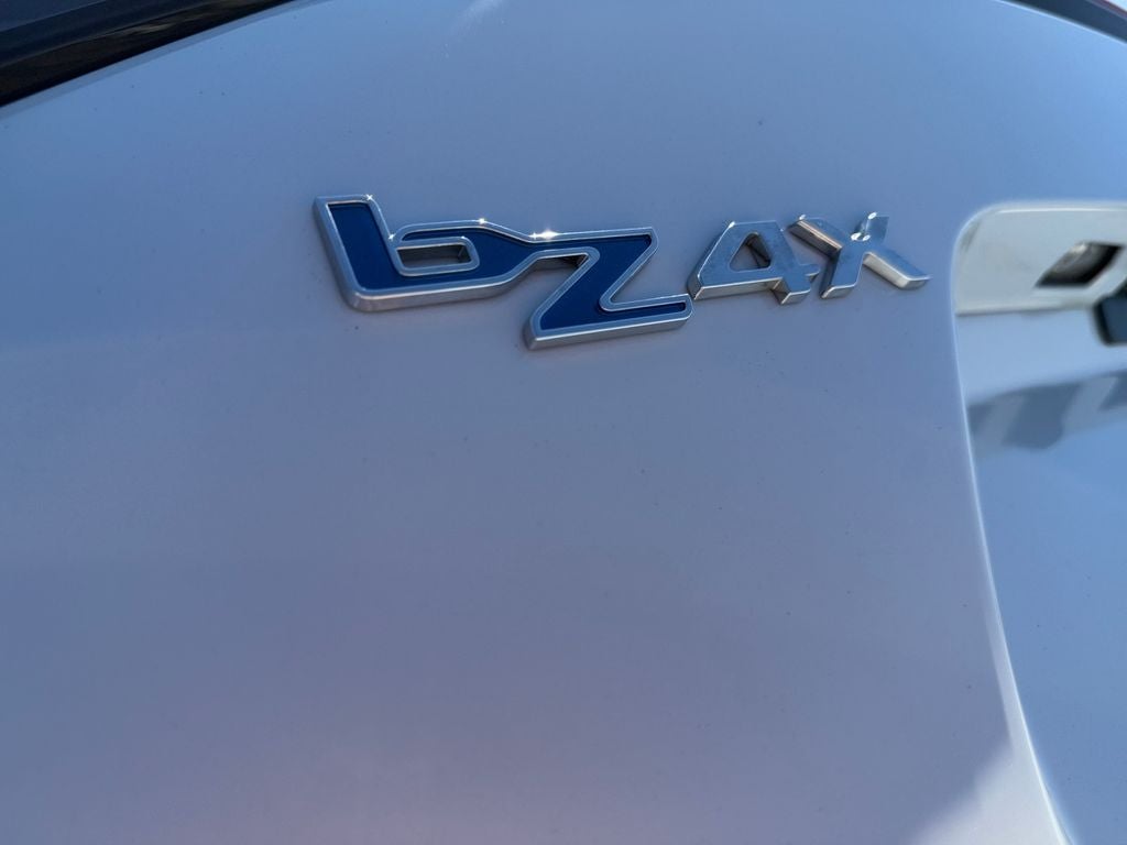 2023 Toyota bZ4X Limited