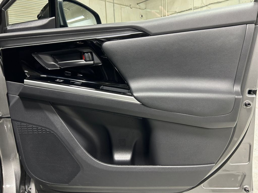 2024 Toyota bZ4X XLE