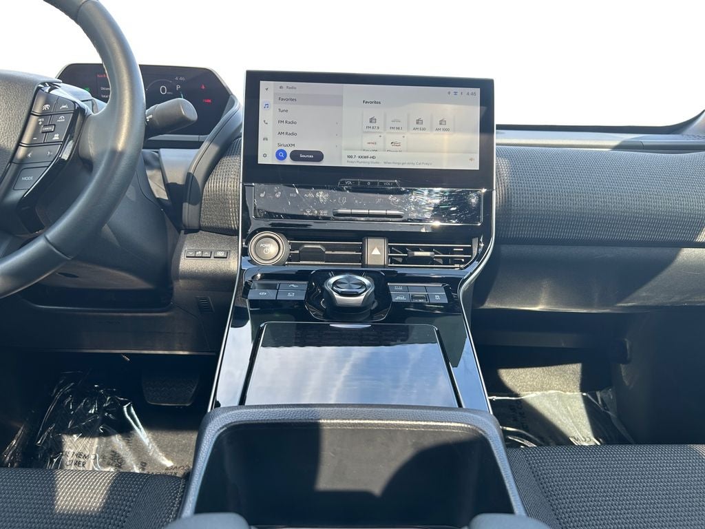2023 Toyota bZ4X XLE 1 OWNER