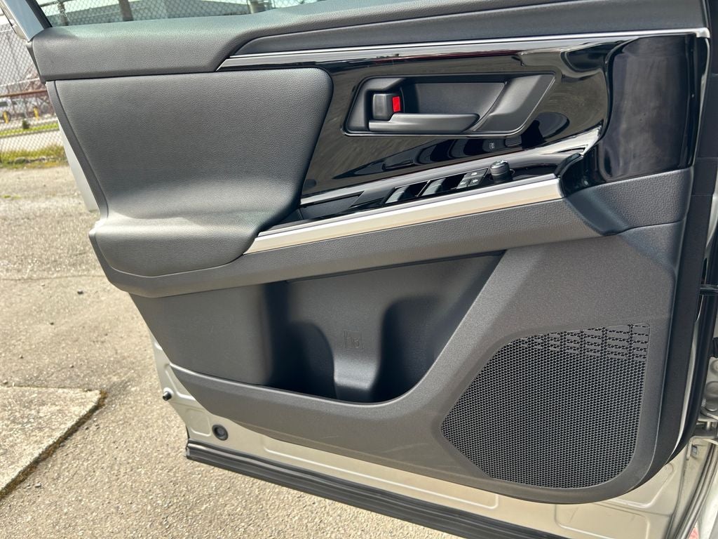 2024 Toyota bZ4X XLE