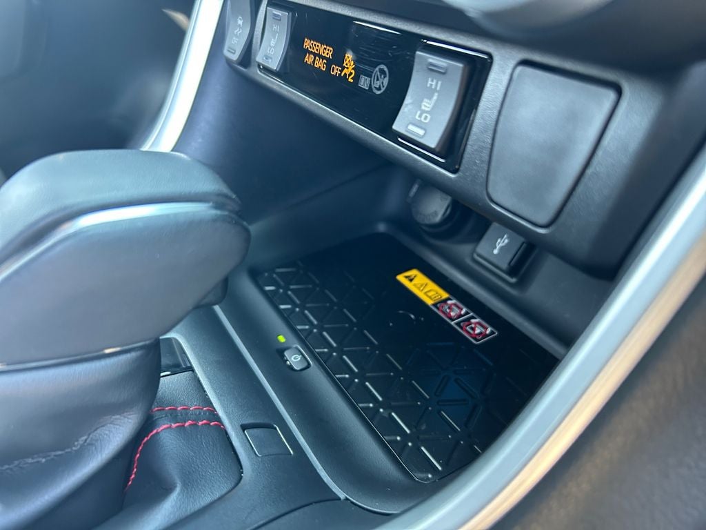 2022 Toyota RAV4 PRIME XSE 1 OWNER