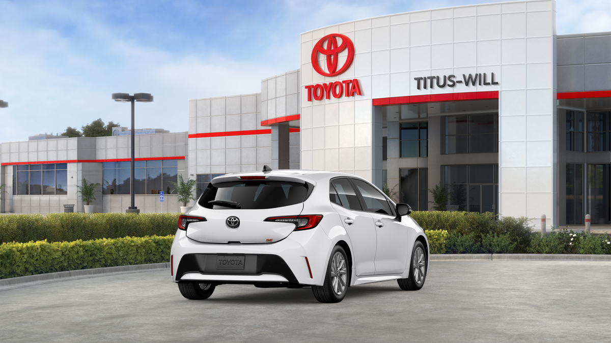 2026 Toyota Corolla Hatchback SE