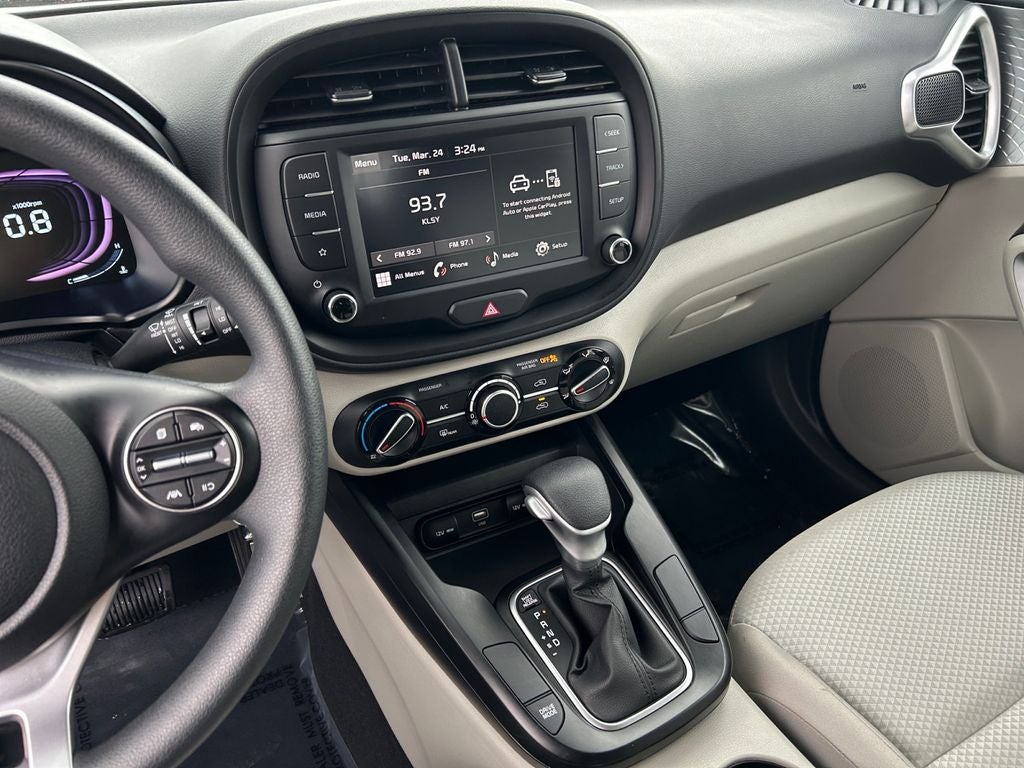 2025 Kia Soul LX
