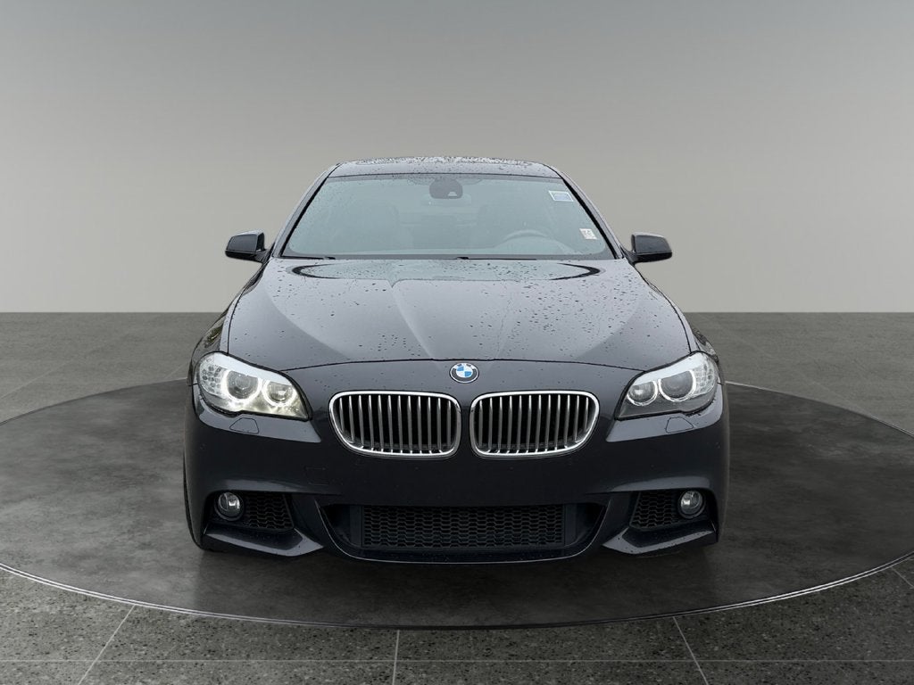 2012 BMW 5 Series 550i