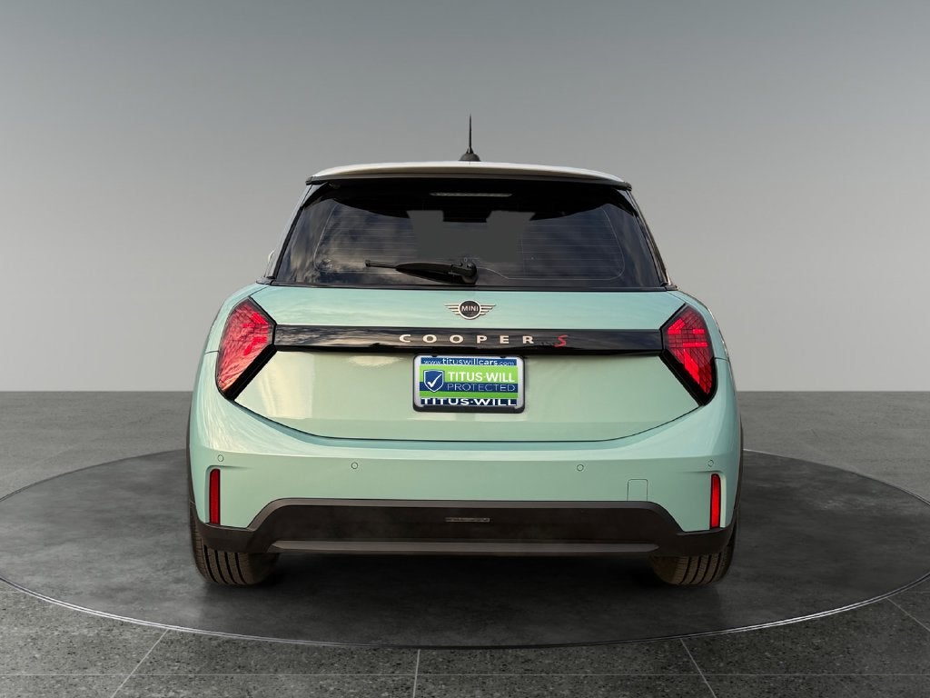 2025 MINI Cooper S Iconic
