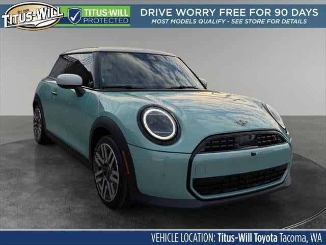 2025 MINI Cooper S Iconic