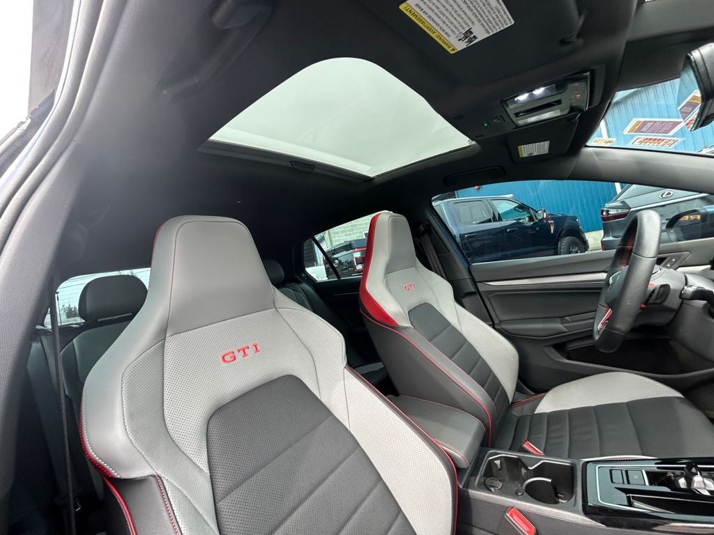 2025 Volkswagen GTI 2.0T SE