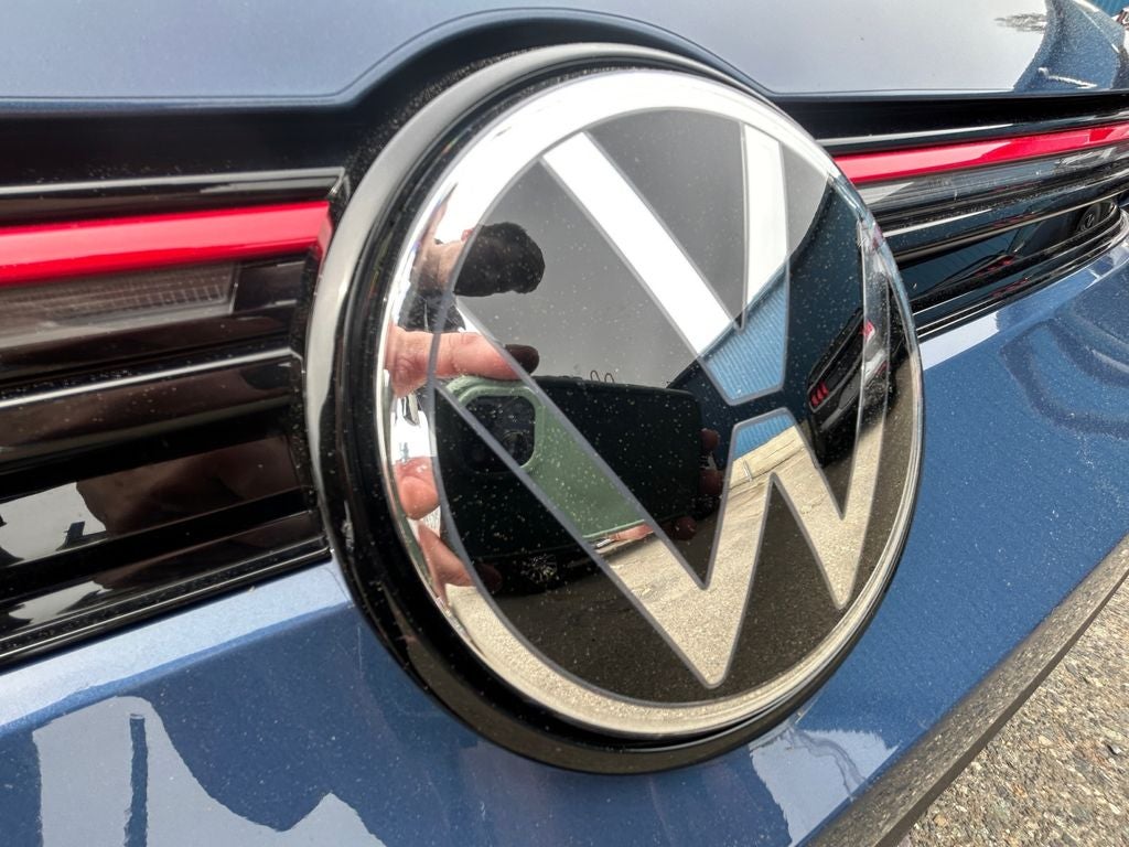 2025 Volkswagen GTI 2.0T SE