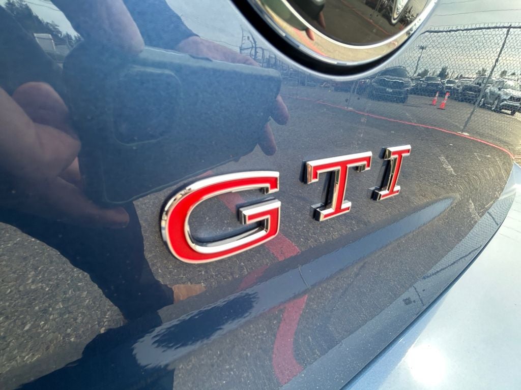 2025 Volkswagen GTI 2.0T SE