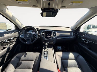 2020 Volvo XC90 T6 Momentum