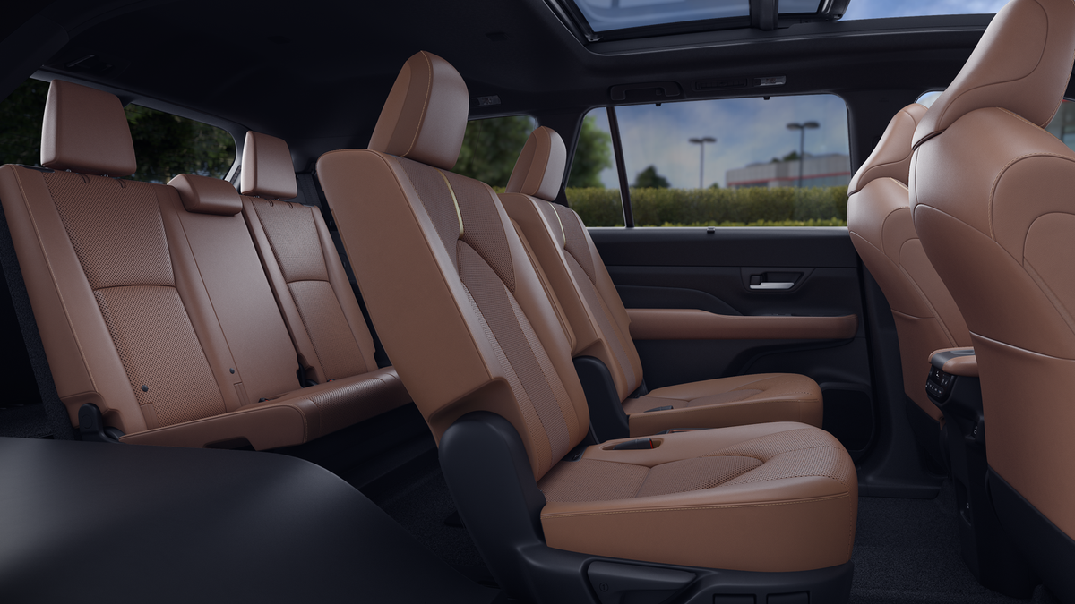 2026 Toyota Grand Highlander Hybrid MAX Platinum