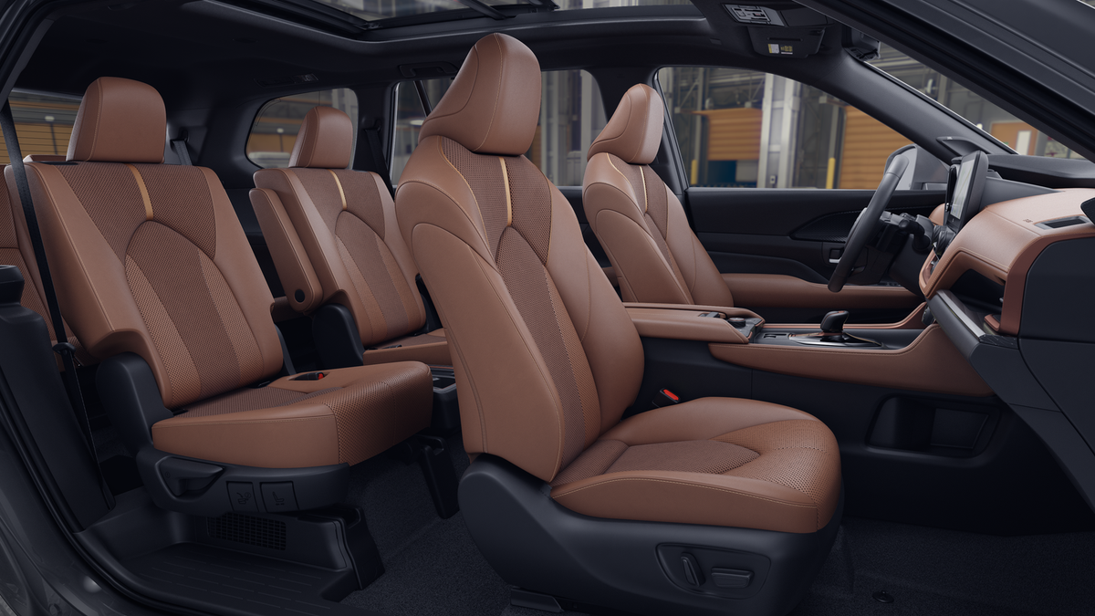 2026 Toyota Grand Highlander Hybrid Hybrid MAX Platinum