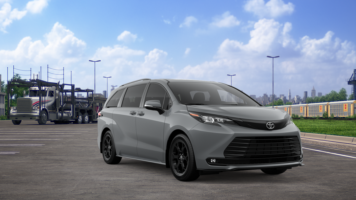 2026 Toyota Sienna Woodland Edition 7 Passenger