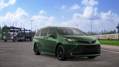 2026 Toyota Sienna Woodland Edition 7 Passenger