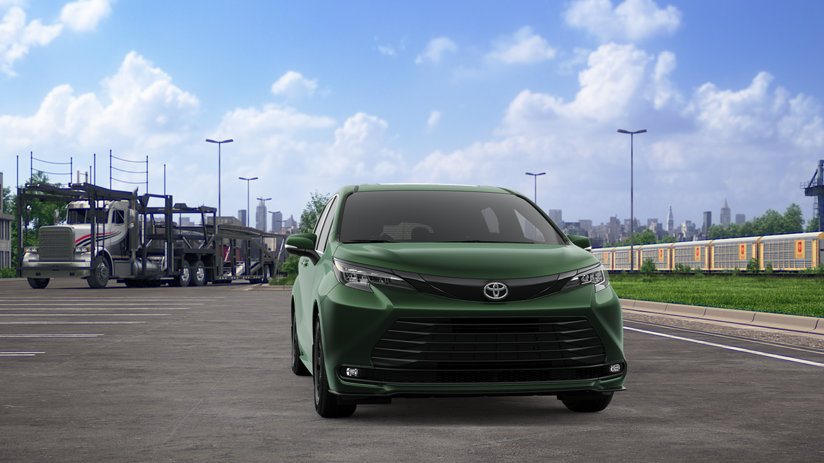 2026 Toyota Sienna Woodland Edition 7 Passenger