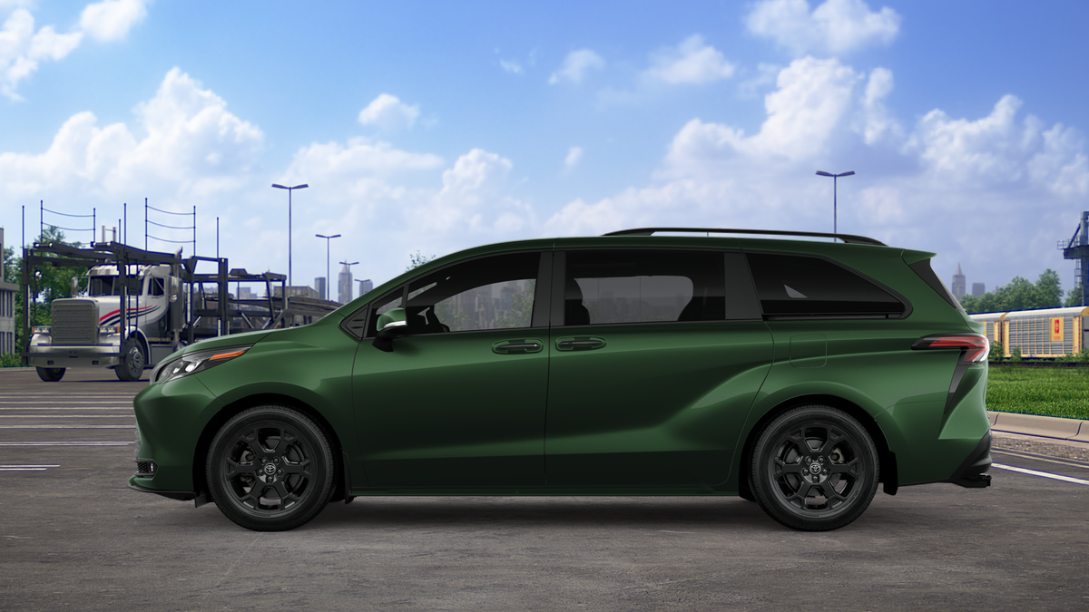 2026 Toyota Sienna Woodland Edition 7 Passenger