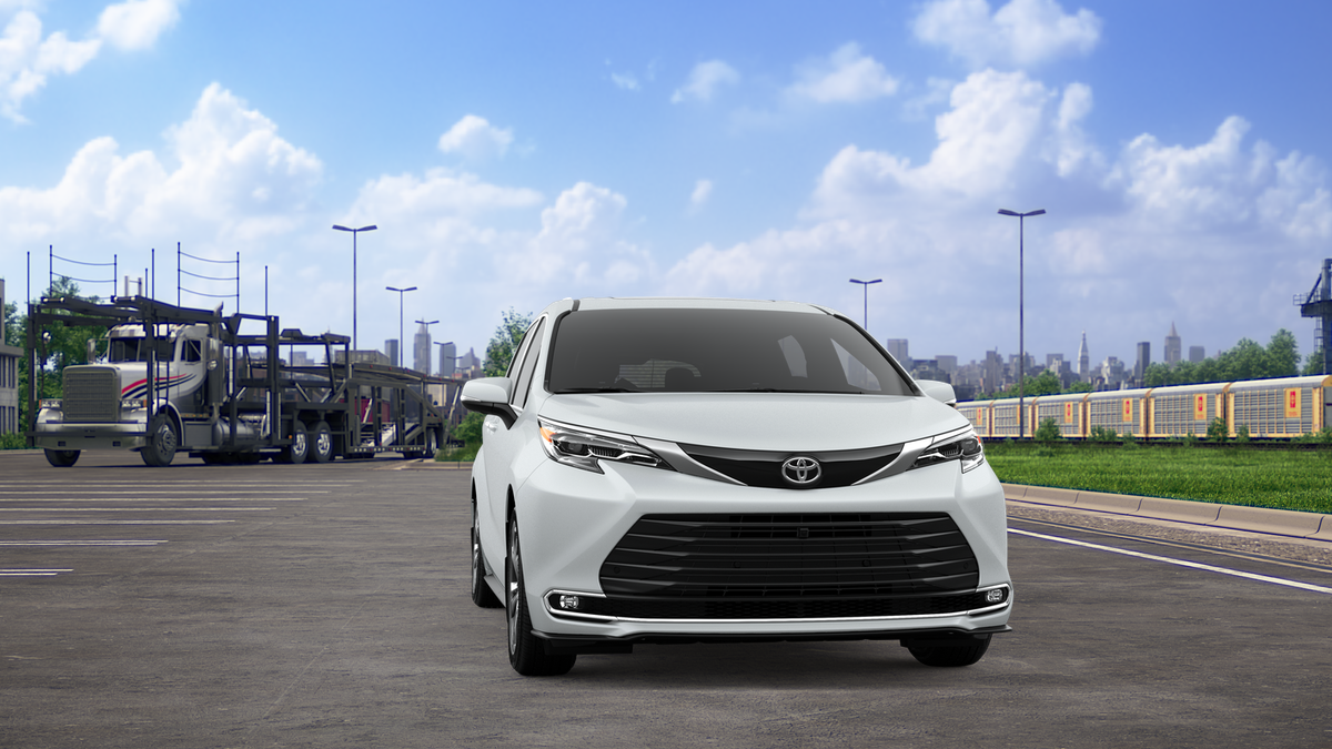 2026 Toyota Sienna Platinum 7 Passenger