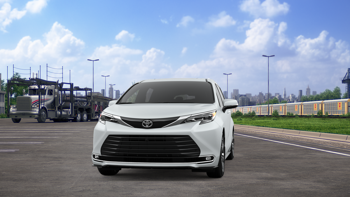 2026 Toyota Sienna Platinum 7 Passenger