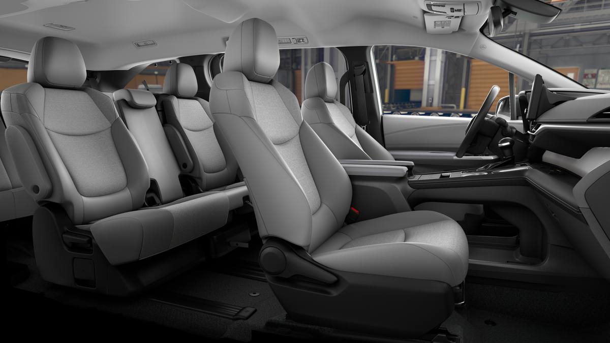 2026 Toyota Sienna LE 8 Passenger