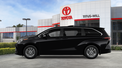 2026 Toyota Sienna LE 8 Passenger
