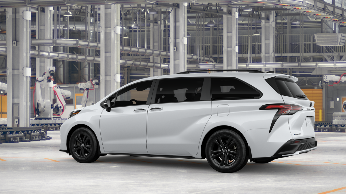 2026 Toyota Sienna XSE 7 Passenger