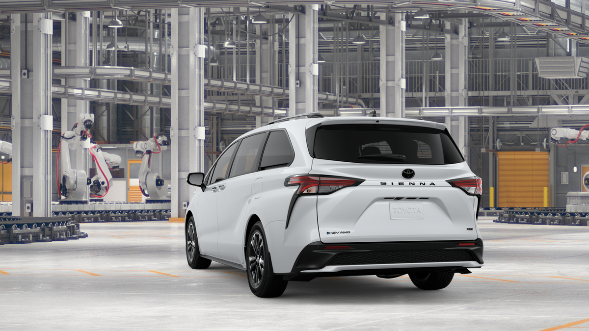 2026 Toyota Sienna XSE 7 Passenger