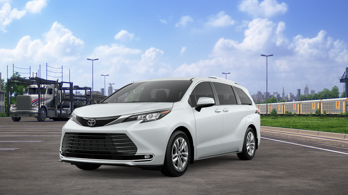 2026 Toyota Sienna Limited 7 Passenger