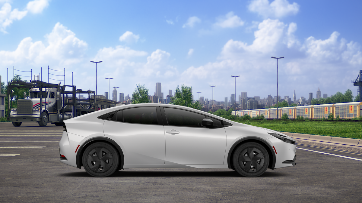2027 Toyota Prius LE