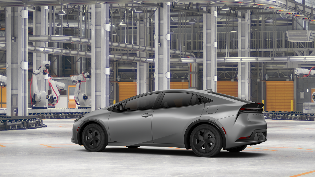 2027 Toyota Prius LE AWD