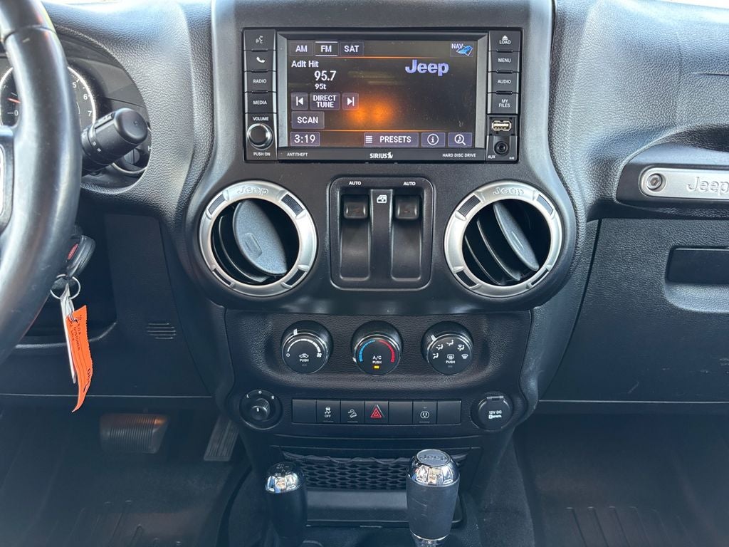 2018 Jeep Wrangler JK Sahara