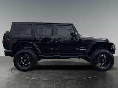 2016 Jeep Wrangler Unlimited Sport *Lifted*