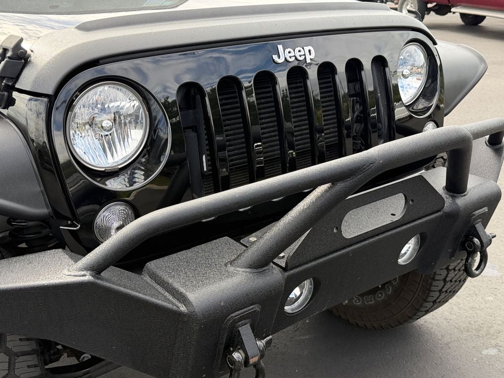 2016 Jeep Wrangler Unlimited Sport *Lifted*