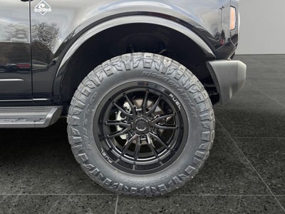 2025 Ford Bronco Outer Banks Lifted w/ Wheel & Tire Package