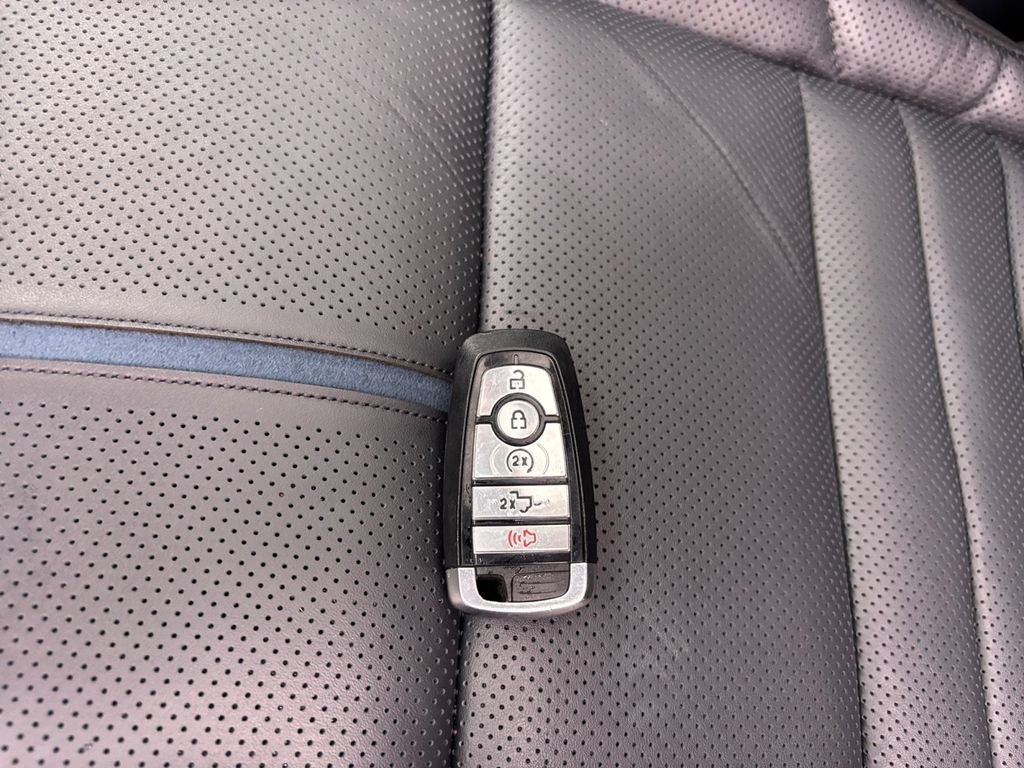 2025 Ford F-350SD Platinum