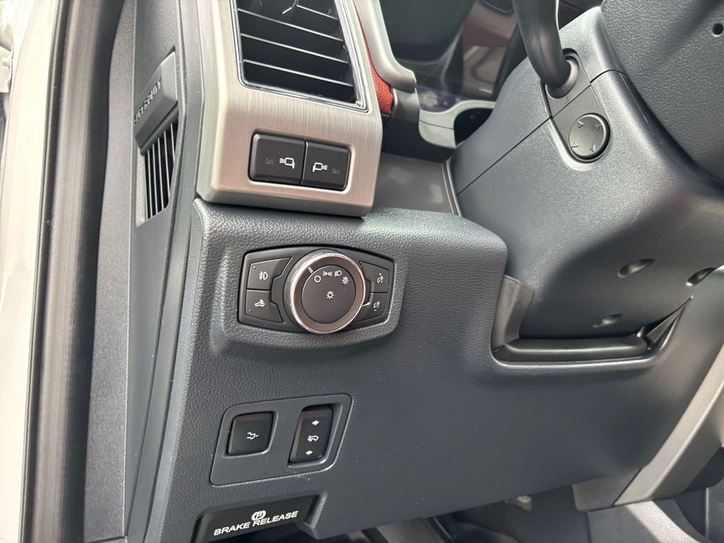 2022 Ford F-350SD Platinum