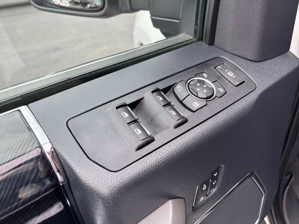 2022 Ford F-350SD Platinum