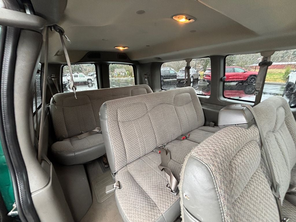 2007 Chevrolet Express Van G3500 Base