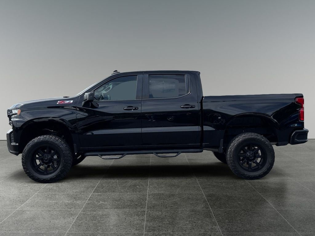 2022 Chevrolet Silverado 1500 LTD LT Trail Boss Lifted w/Wheel & Tire package