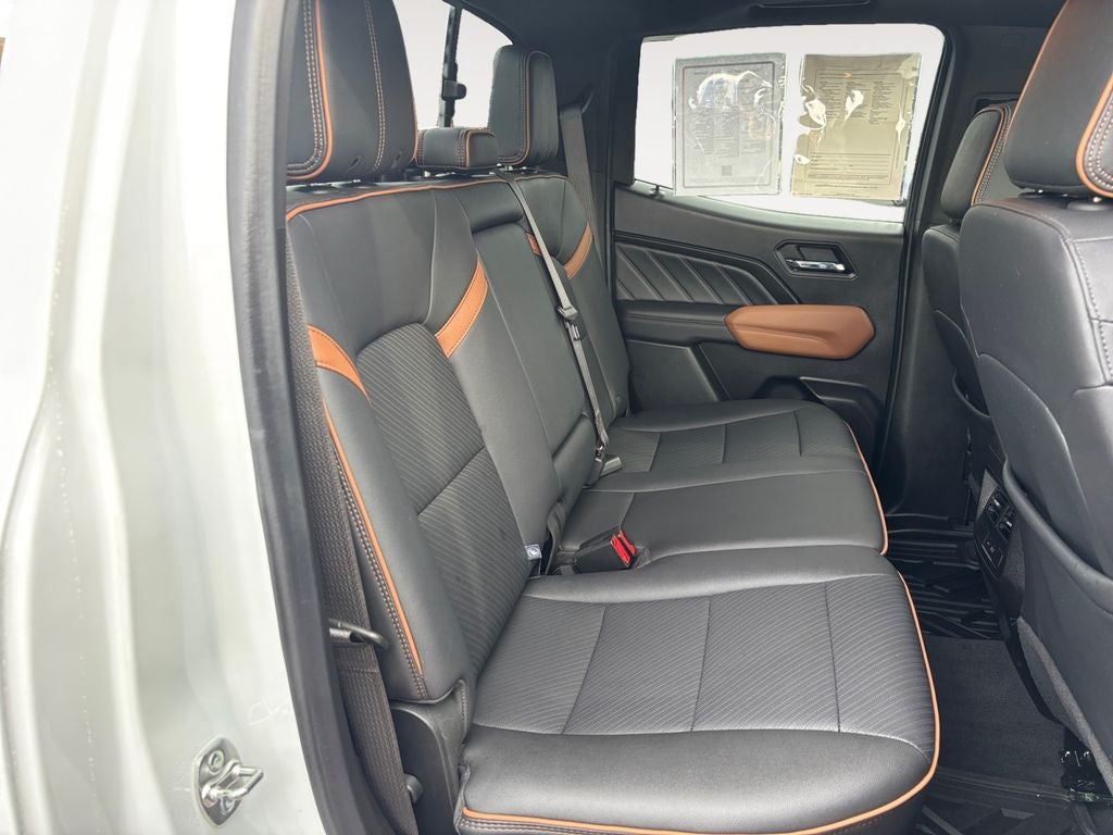 2024 GMC Canyon AT4