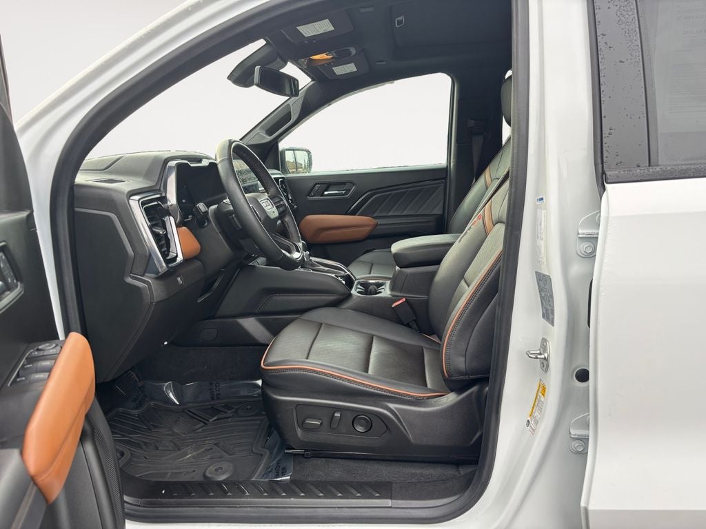 2024 GMC Canyon AT4