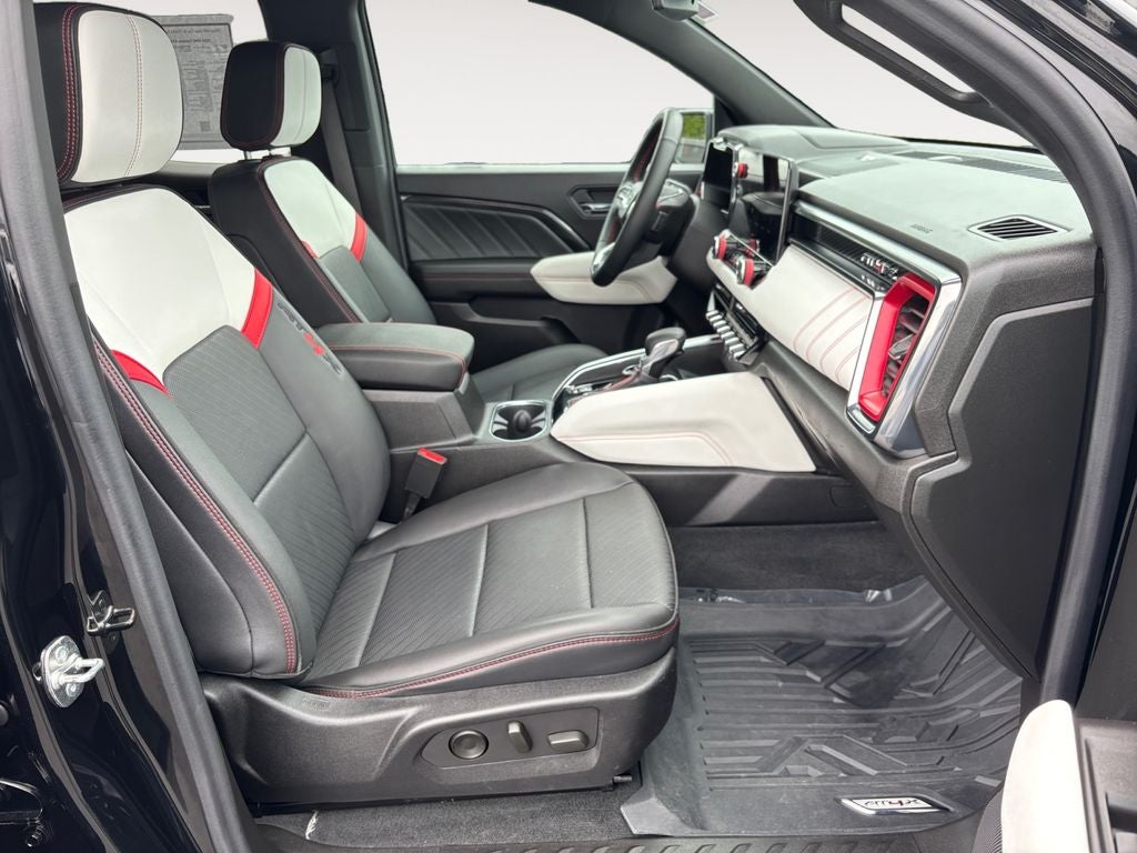 2024 GMC Canyon AT4X