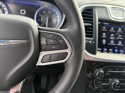 2022 Chrysler 300 Touring