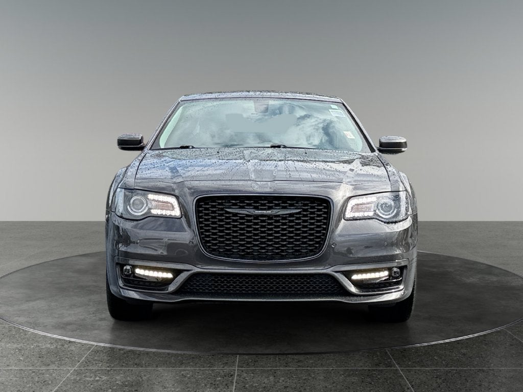 2022 Chrysler 300 Touring