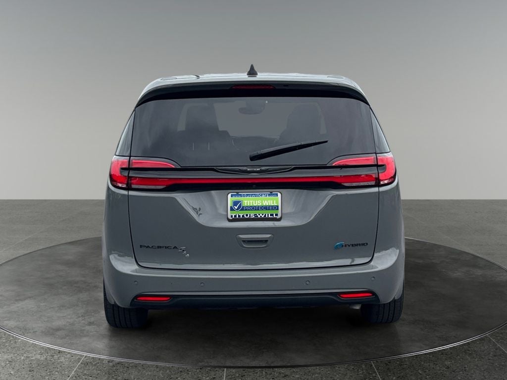 2023 Chrysler Pacifica Hybrid Touring L