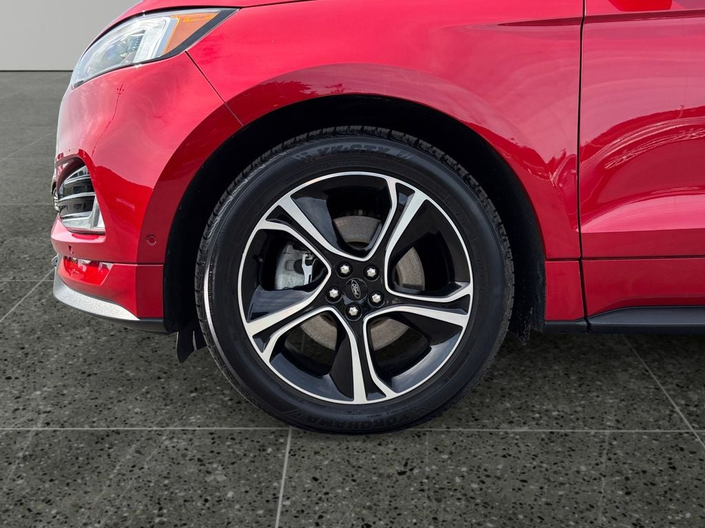 2020 Ford Edge ST